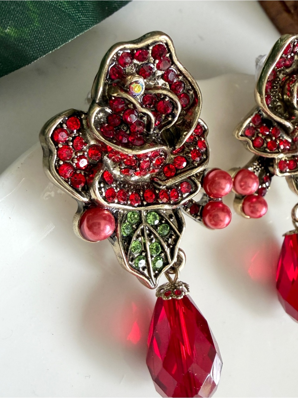 Red Rose Earrings Vintage Style Flower Rhinestone Bead Flamenco Jewelry Gift NEW - Picture 8 of 12